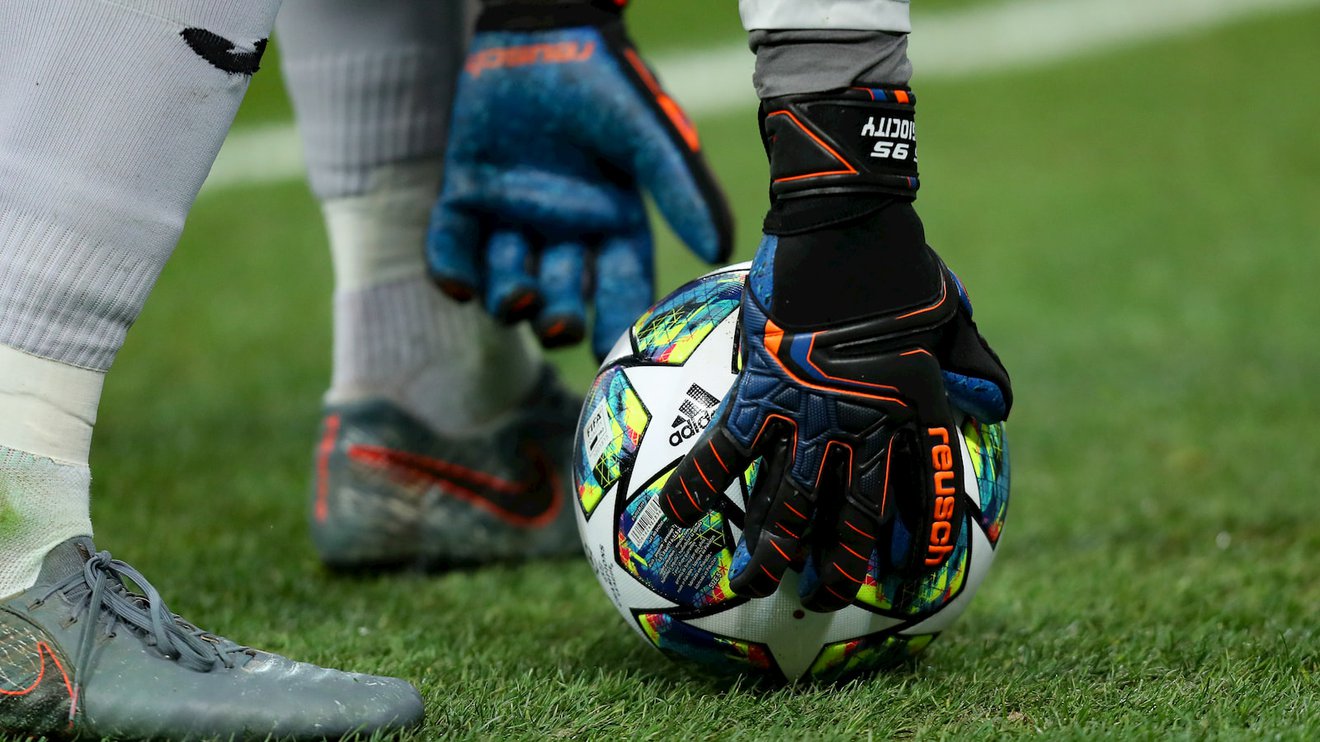 Reusch Goalkeeper Gloves 2022